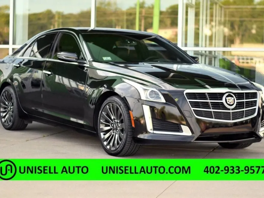 2017 Cadillac CTS Sedan Luxury photo 1