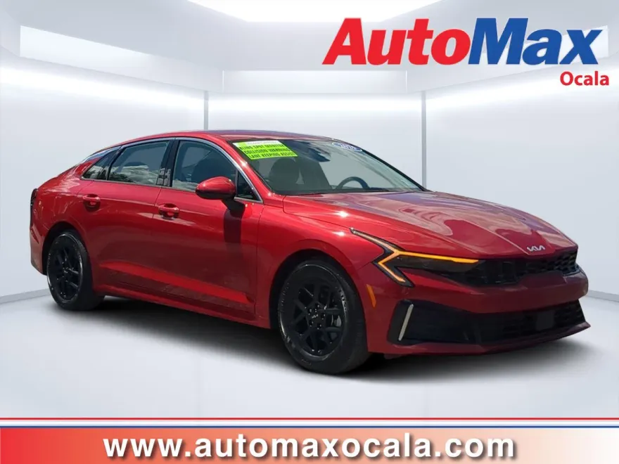 2025 Kia K5 LXS photo 1