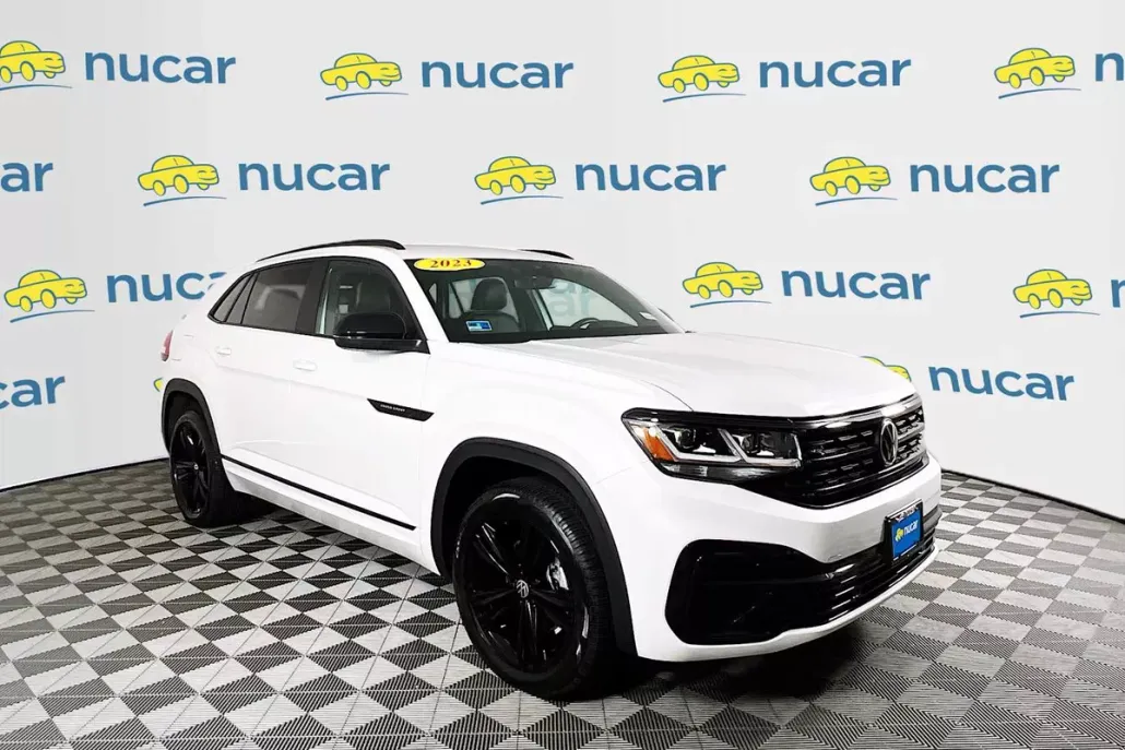 2022 Volkswagen Atlas Cross Sport V6 SE Technology photo 1