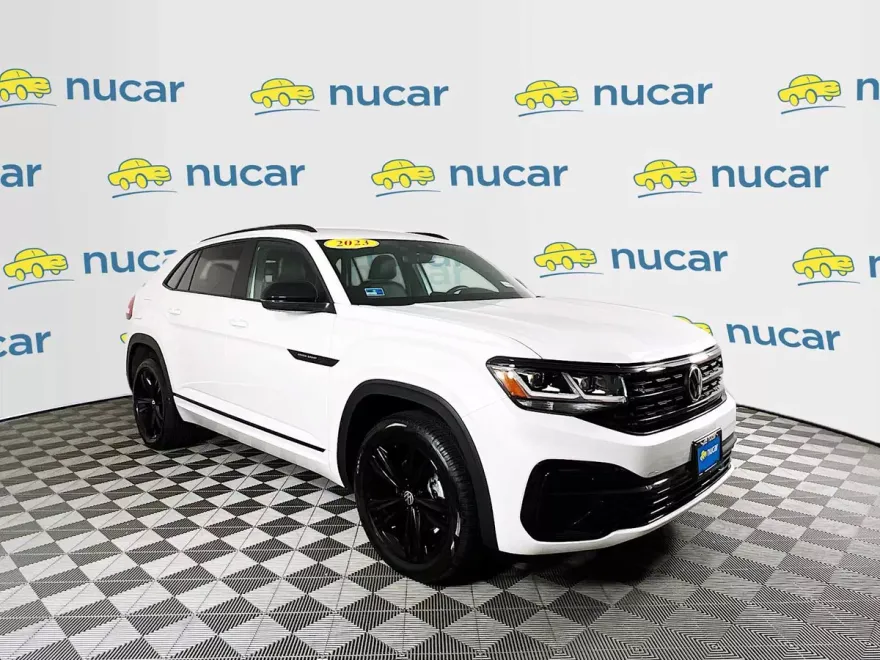 2022 Volkswagen Atlas Cross Sport V6 SE Technology photo 1