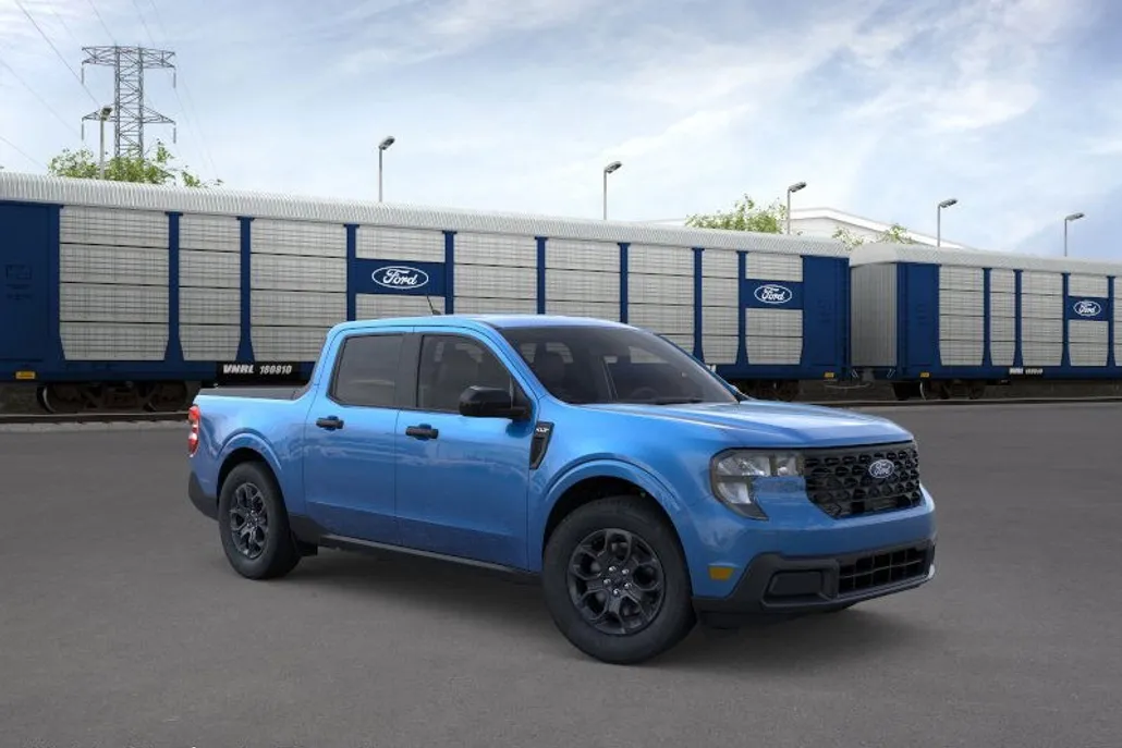 2025 Ford Maverick XLT photo 5