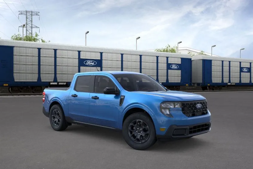 2025 Ford Maverick XLT photo 5