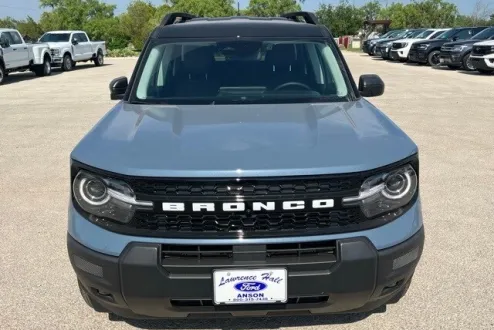 2025 Ford Bronco Sport Outer Banks photo 2