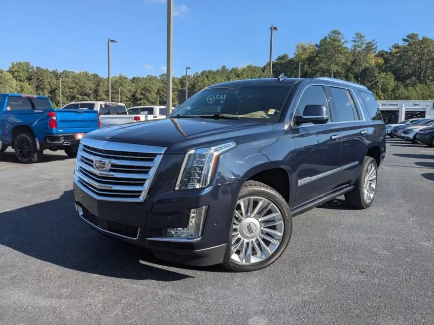 2019 Cadillac Escalade Platinum photo 1