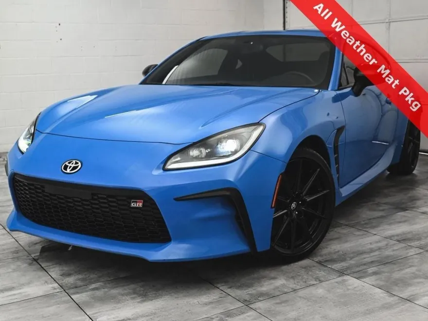 2024 Toyota GR86 Premium photo 1