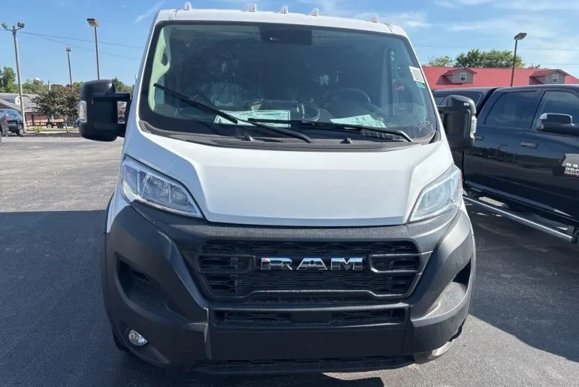 2025 Ram ProMaster 1500 Tradesman photo 1