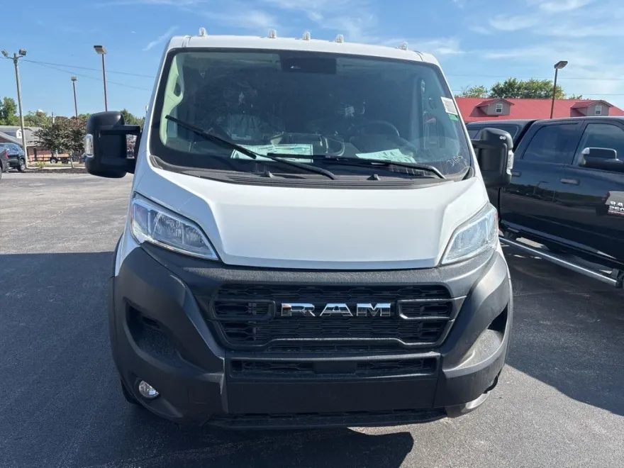 2025 Ram ProMaster 1500 Tradesman photo 1
