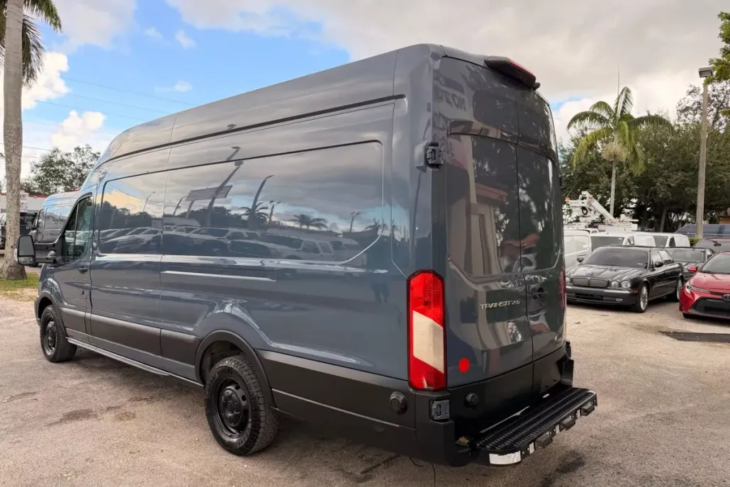 2021 Ford Transit Cargo Van photo 1