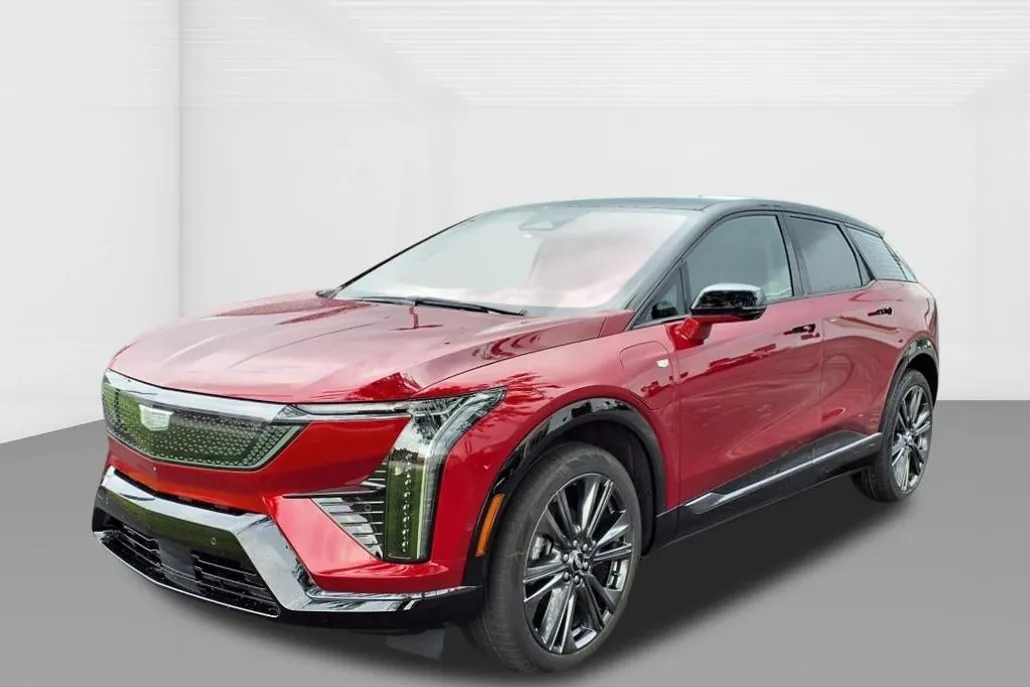 2025 Cadillac Optiq Sport photo 1