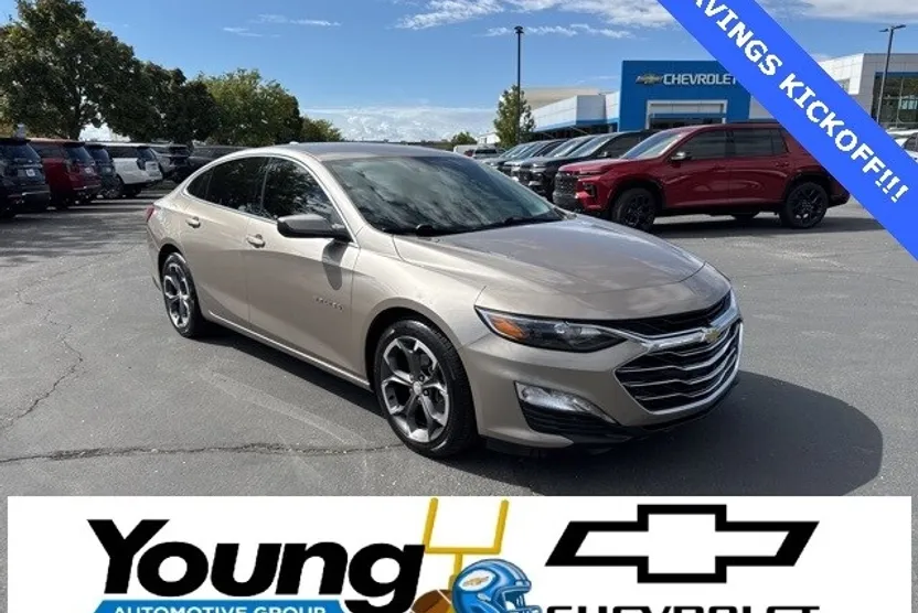 2022 Chevrolet Malibu 1LT photo 1