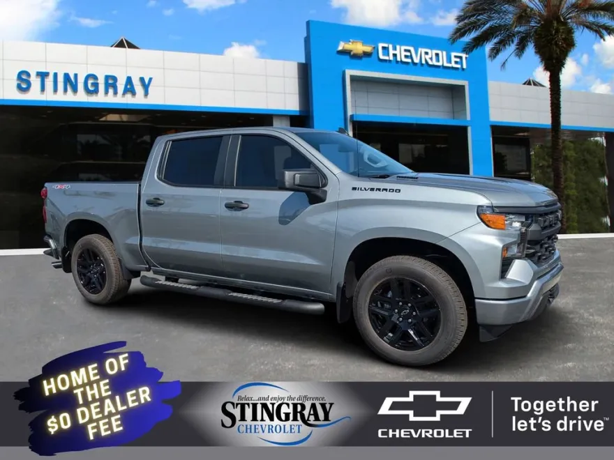 2025 Chevrolet Silverado 1500 Custom photo 1