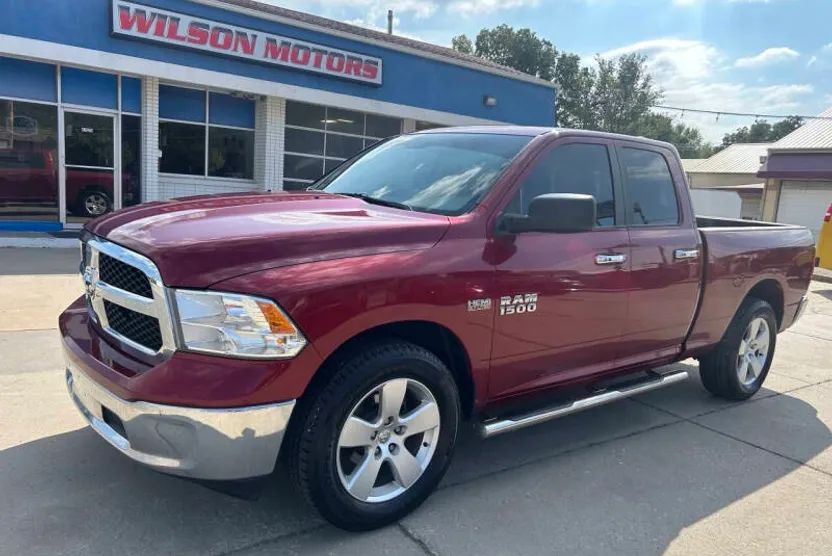 2013 Ram 1500 SLT photo 1