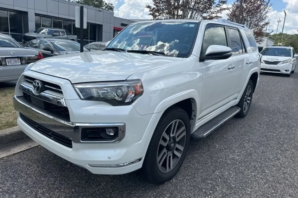 2023 Toyota 4Runner Limited photo 1