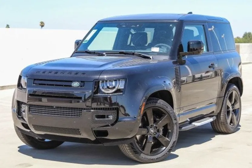 2024 Land Rover Defender 90 V8 photo 1