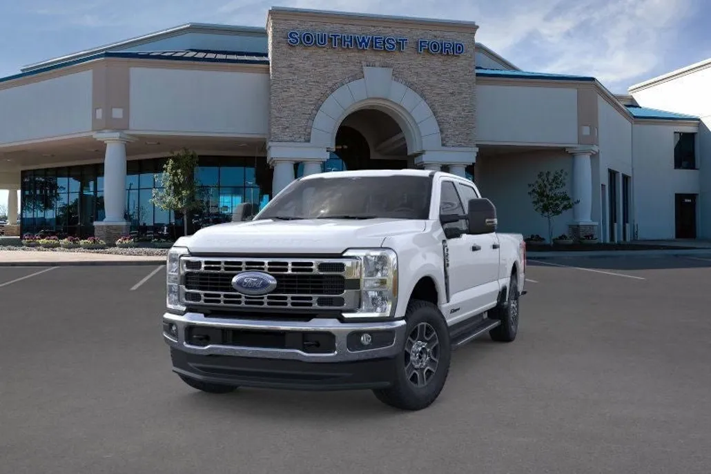 2025 Ford F-250 photo 1