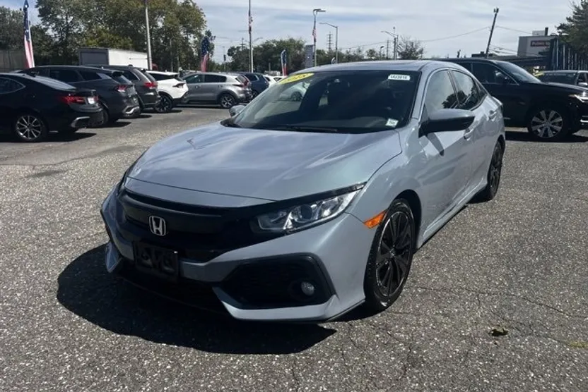 2018 Honda Civic EX Hatchback photo 1