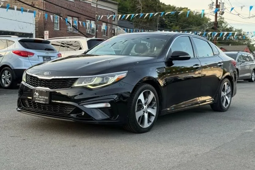 2019 Kia Optima LX S photo 1