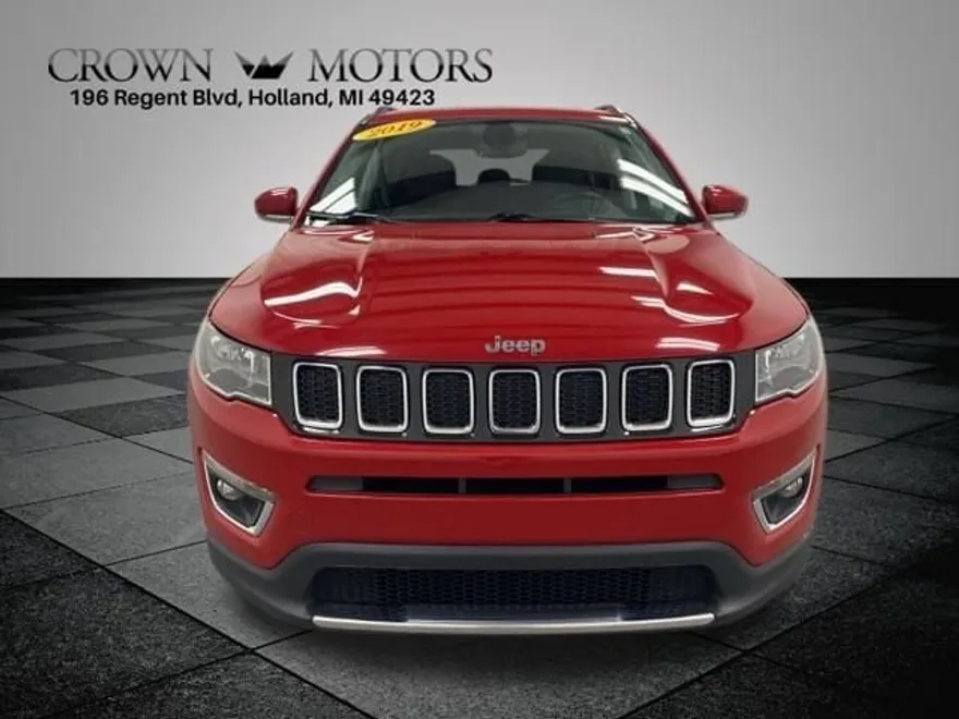 2019 Jeep Compass Limited photo 1