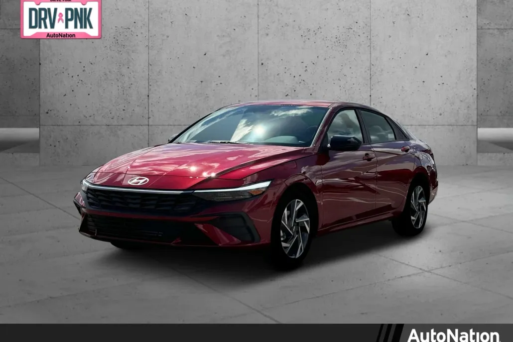 2025 Hyundai Elantra SEL Sport photo 1