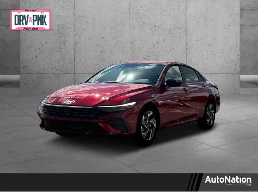 2025 Hyundai Elantra SEL Sport photo 1
