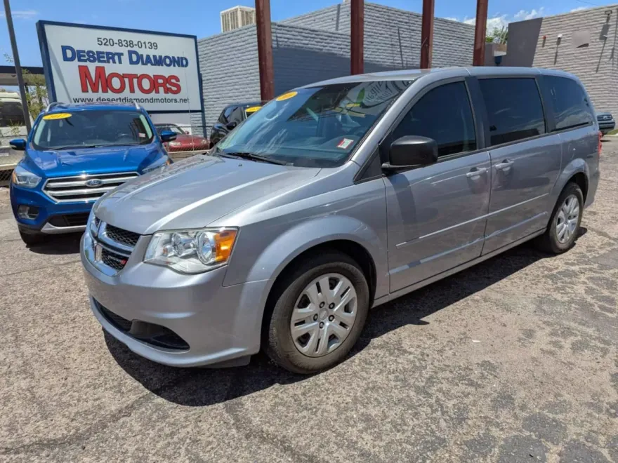 2016 Dodge Grand Caravan SE photo 1