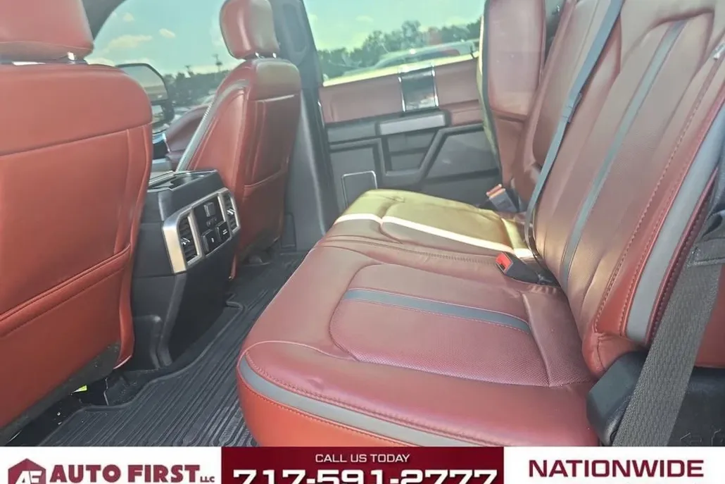 2021 Ford F-350 Platinum photo 1