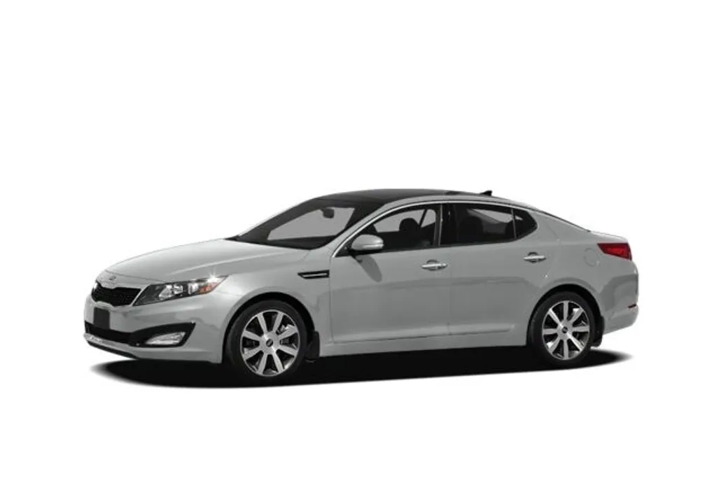 2013 Kia Optima LX photo 1