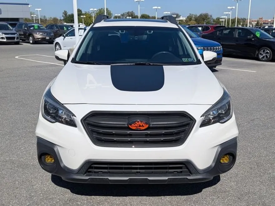 2018 Subaru Outback 2.5i Premium photo 1
