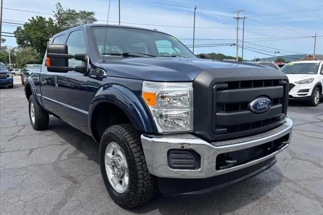 2016 Ford F-250 XLT photo 1