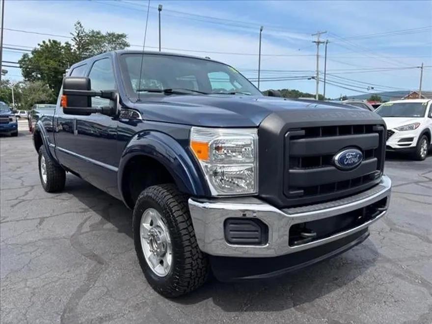 2016 Ford F-250 XLT photo 1