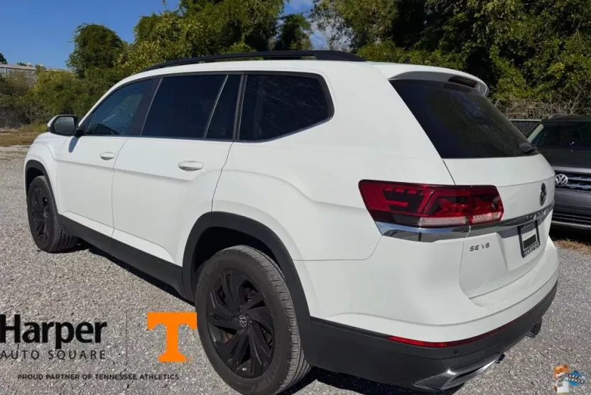 2023 Volkswagen Atlas V6 SE Technology photo 1