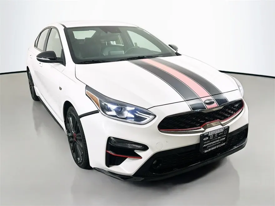 2020 Kia Forte GT photo 1