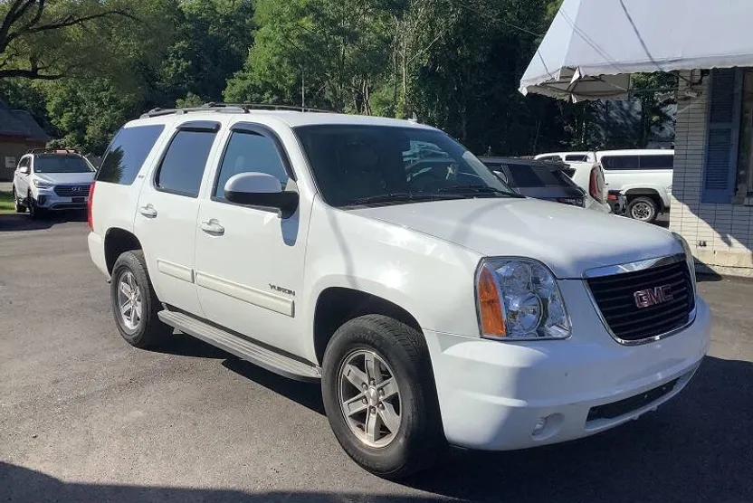 2014 Gmc Yukon SLT photo 1