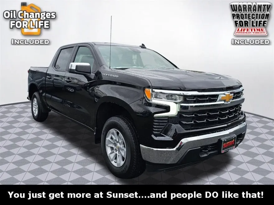 2024 Chevrolet Silverado 1500 LT photo 1