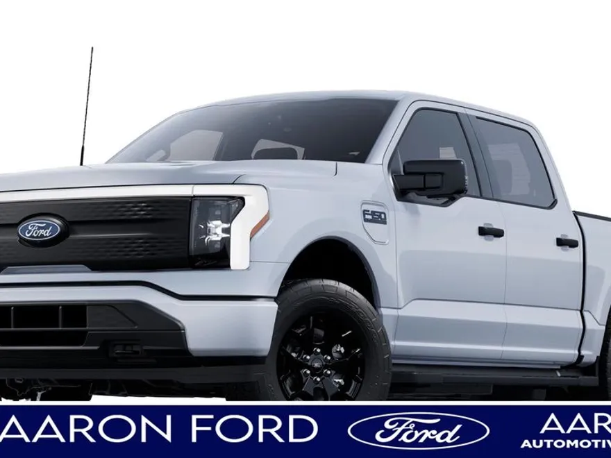 2025 Ford F-150 Lightning XLT photo 1