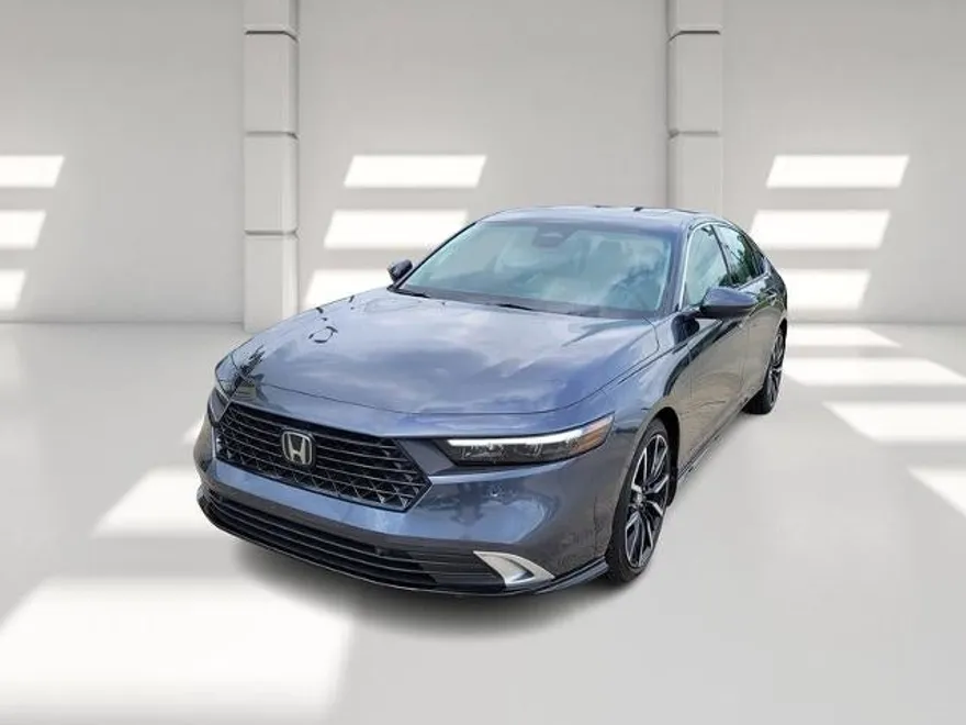 2024 Honda Accord Hybrid Touring photo 1