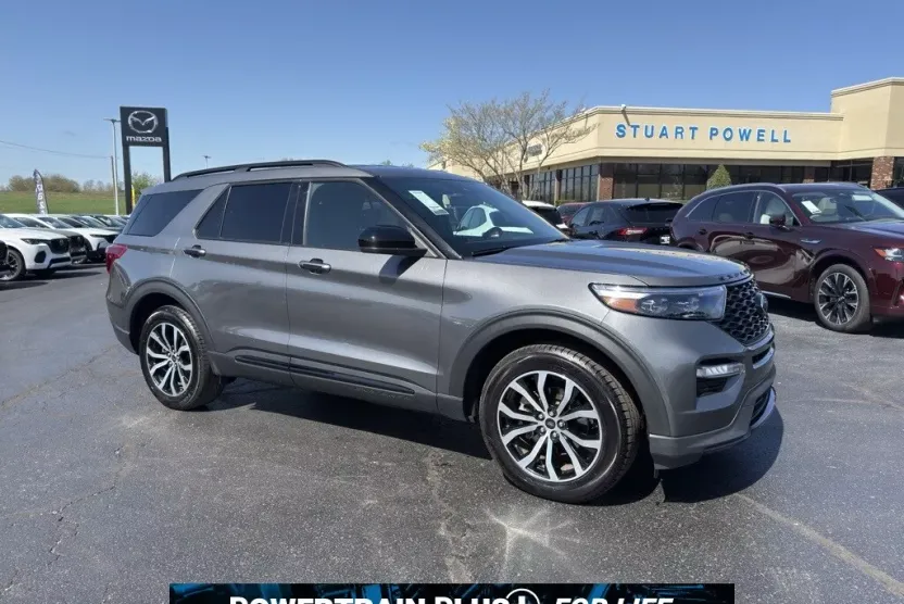 2023 Ford Explorer ST photo 1