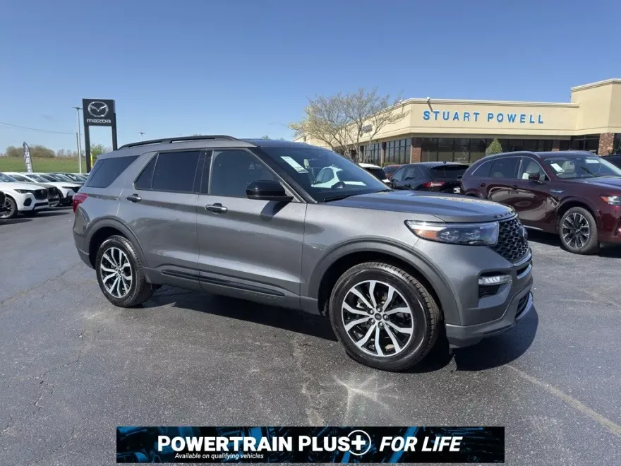 2023 Ford Explorer ST photo 1