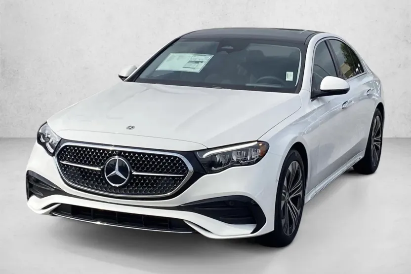 2025 Mercedes Benz E 350 4MATIC photo 1