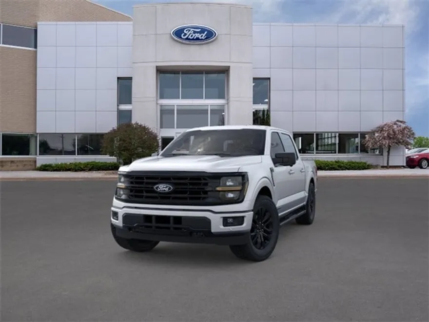 2025 Ford F-150 XLT photo 1