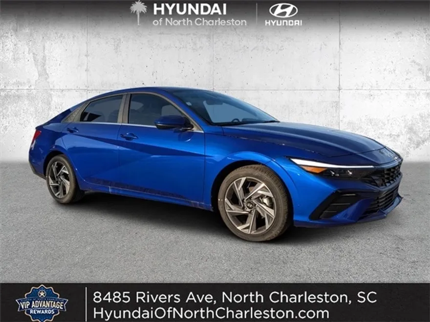 2025 Hyundai Elantra SEL Convenience photo 1