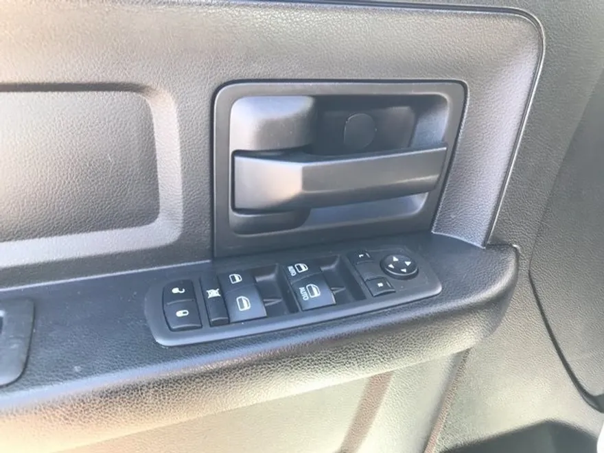 2021 Ram 1500 Classic photo 5