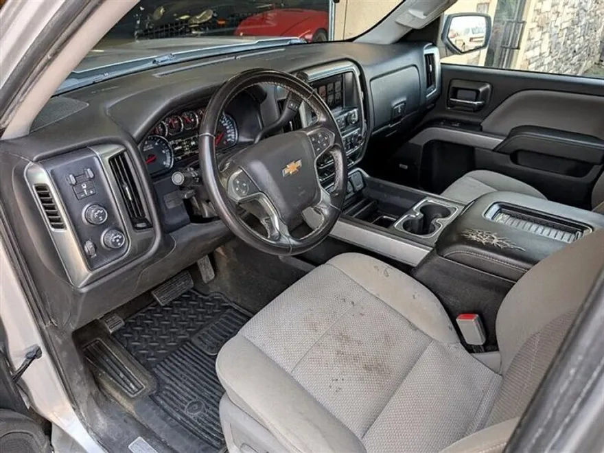 2018 Chevrolet Silverado 1500 LT Z71 photo 1