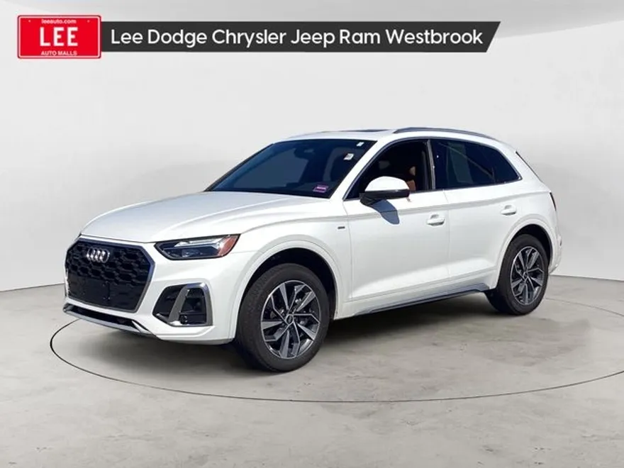 2022 Audi Q5 45 S line Premium photo 1