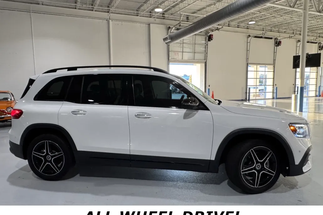 2021 Mercedes Benz GLB 250 4MATIC photo 1