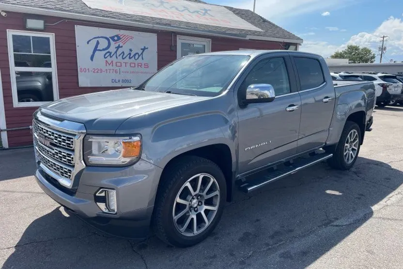 2022 Gmc Canyon Denali photo 1