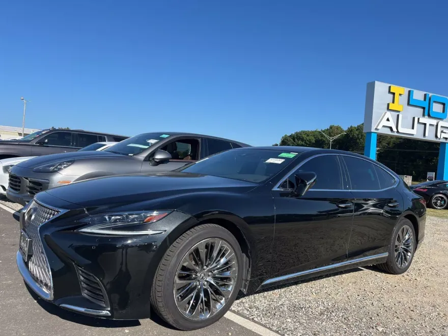 2018 Lexus LS 500 photo 1
