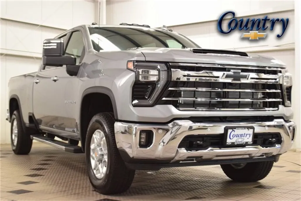2025 Chevrolet Silverado LTZ photo 1