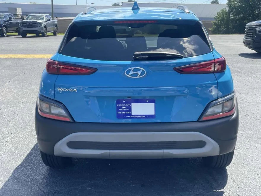 2023 Hyundai Kona SEL photo 1