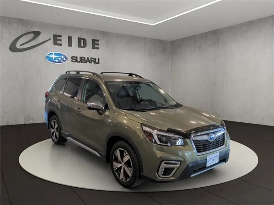 2021 Subaru Forester Touring photo 1